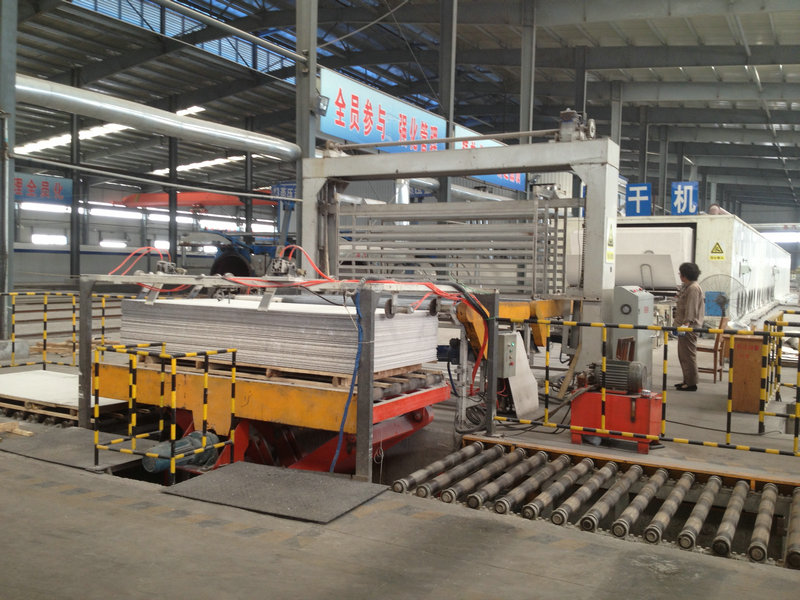 水泥纖維板生產(chǎn)線Cement fiberboard production line